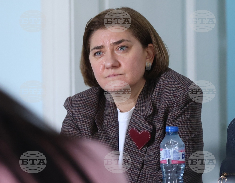 „Училищните медии - добри практики, проблеми и развитие. Защо е важна журналистиката?” - кръгла маса