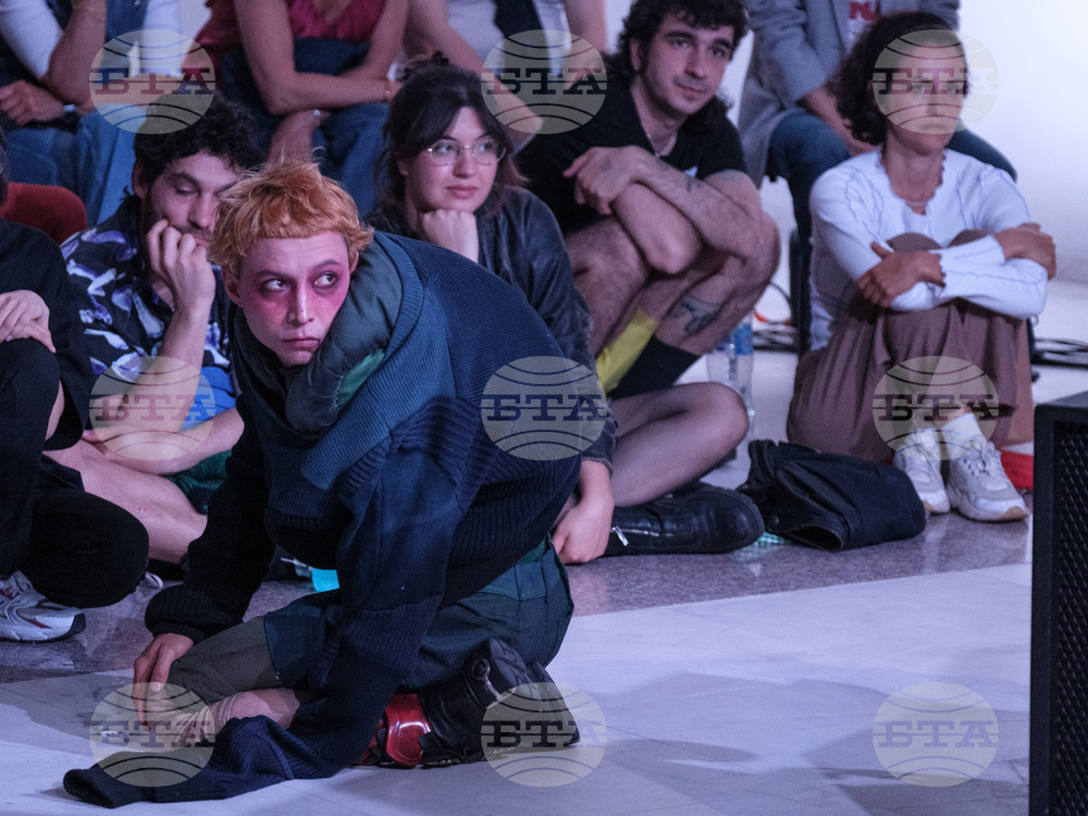 Пловдив - „One Dance Festival - колектив Trevoga - спектакъл