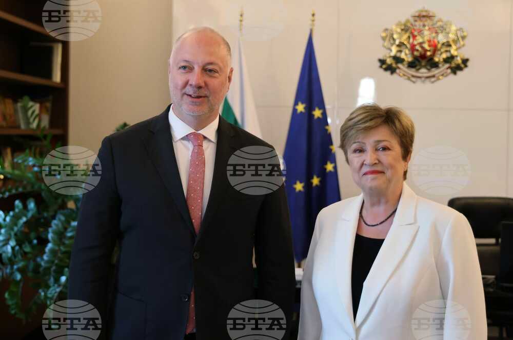С приемането на еврото предстои нова страница пред българската икономика, каза премиерът Росен Желязков пред управляващия директор на МВФ