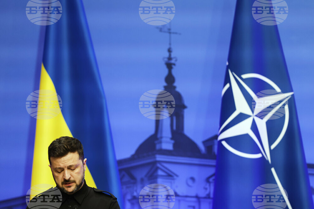 Жертвите на руския обстрел по украинския град Суми вече са четири, каза президентът на Украйна Зеленски