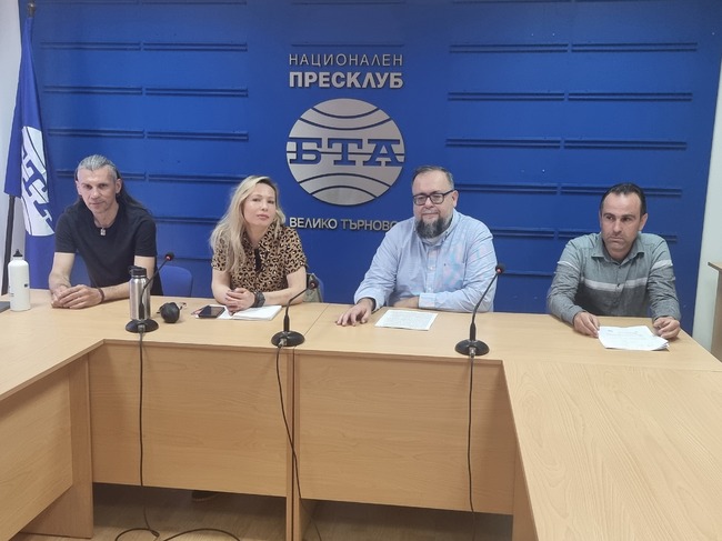 Пресконференция във връзка с предстоящото създаване във Велико Търново на клон на Гражданско сдружение „Ти Решаваш“.
