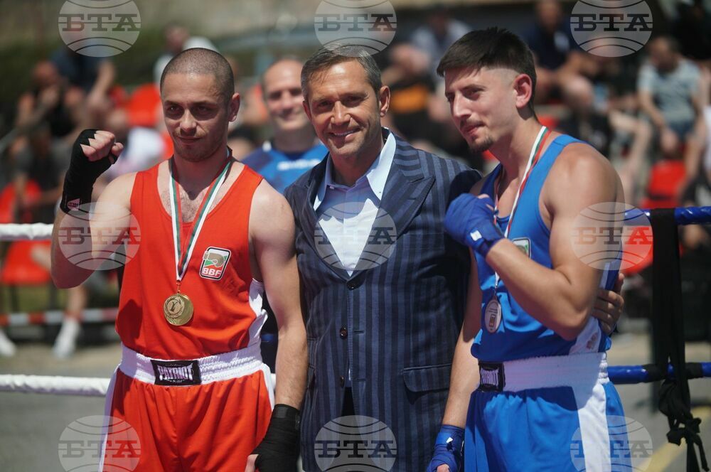 БФБокс подкрепи турнир по бокс в Софийския затвор под наслов "С ръкавици срещу агресията и насилието"
