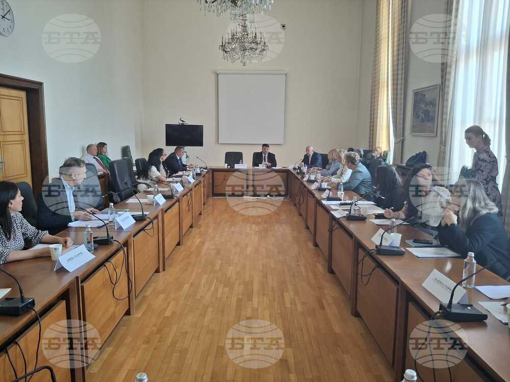 Атанас Зафиров: Борбата с насилието е водещ приоритет за българското правителство