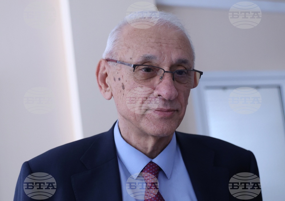 Успешното изпълнение на програмата за профилактика и укрепване на здравето е сред приоритетите на здравното министерство, каза министър Силви Кирилов