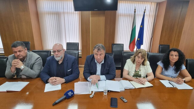 Община Шумен подписа споразумение с МРРБ за финансиране на реновирането на градския стадион "Панайот Волов"