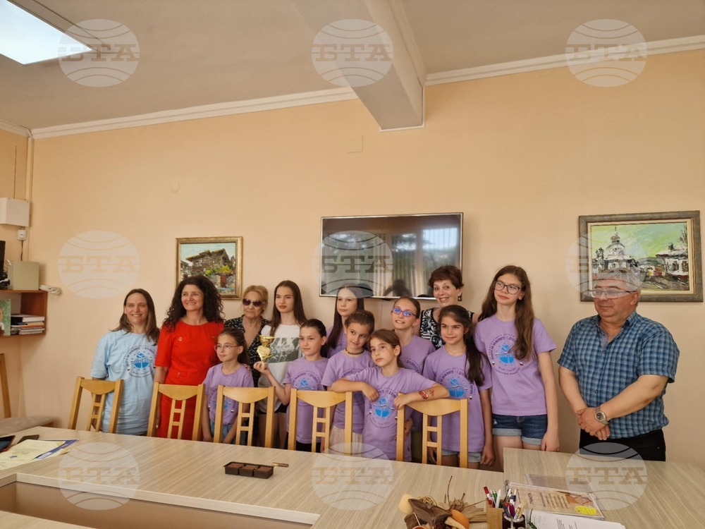 Млади таланти от Разград завоюваха първо място на Международния детски етнофестивал „Децата на Балканите – с духовност в Европа"