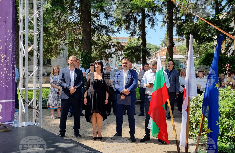 В Омуртаг честват Ден на общината и годишнината от полета на космонавта Александър Александров