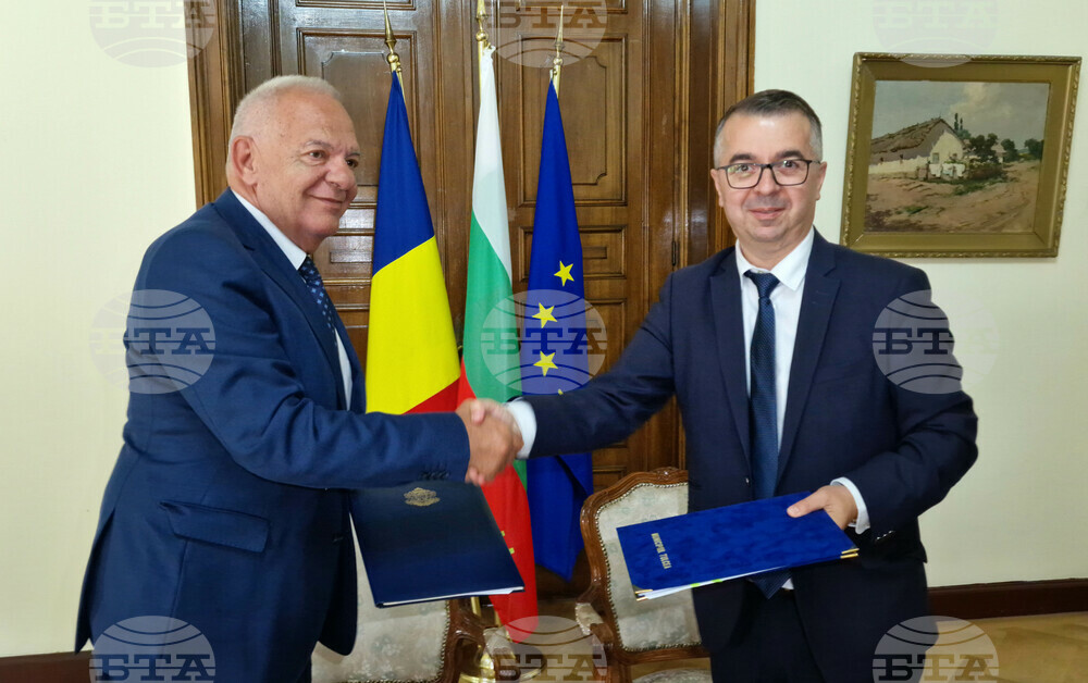 Bulgaria's Ambassador to Romania, Tulcea Mayor Sign Agreement for Construction of Bust Monument to Stefan Karadzha
