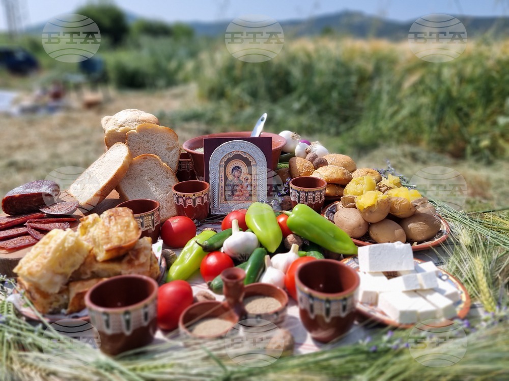 Село Търнава - откриване на жътвената кампания