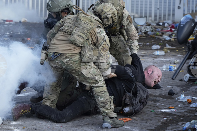 Двеста военнослужещи от американската Национална гвардия ще бъдат разположени в Портланд, съобщи Пентагонът