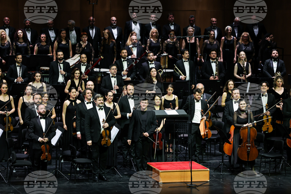 Bulgaria’s National Philharmonic Choir Opens 53rd Istanbul Music Festival
