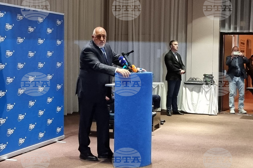 Да се питаме готови ли сме за еврозоната, след като двете най-големи европейски институции го потвърдиха, е парадокс, заяви лидерът на ГЕРБ Бойко Борисов