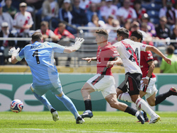 CWC River Plate Urawa Red Diamonds Soccer
