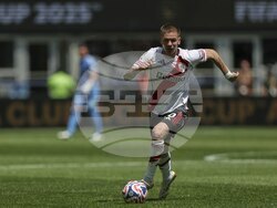 CWC River Plate Urawa Red Diamonds Soccer