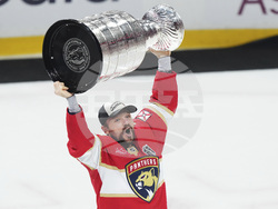 Stanley Cup Oilers Panthers Hockey