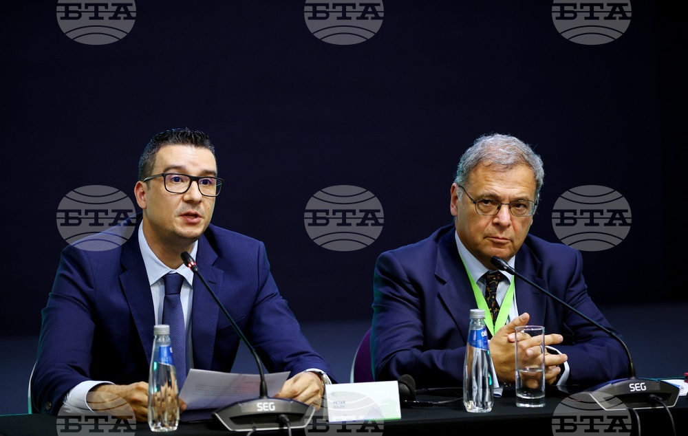 Зелените технологии не трябва да са пречка за бизнеса, а двигател за растеж, заяви икономическият министър