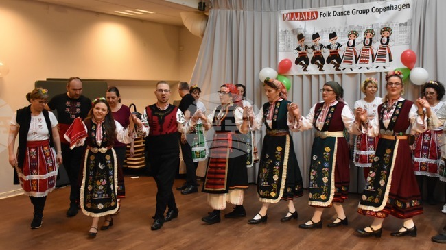 Последната репетиция за октомври на напредналата група към Фолклорна формация „Дилмана“ в Копенхаген ще се състои днес