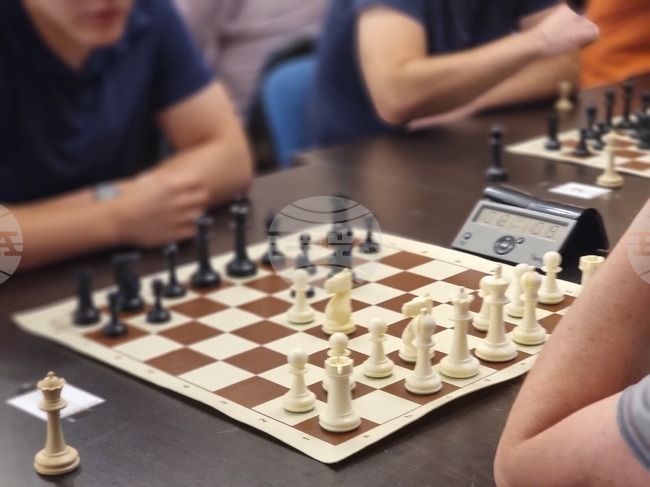 Bulgarian Women’s Team Wins, Men’s Team Loses in Penultimate Round of European Team Chess Championship