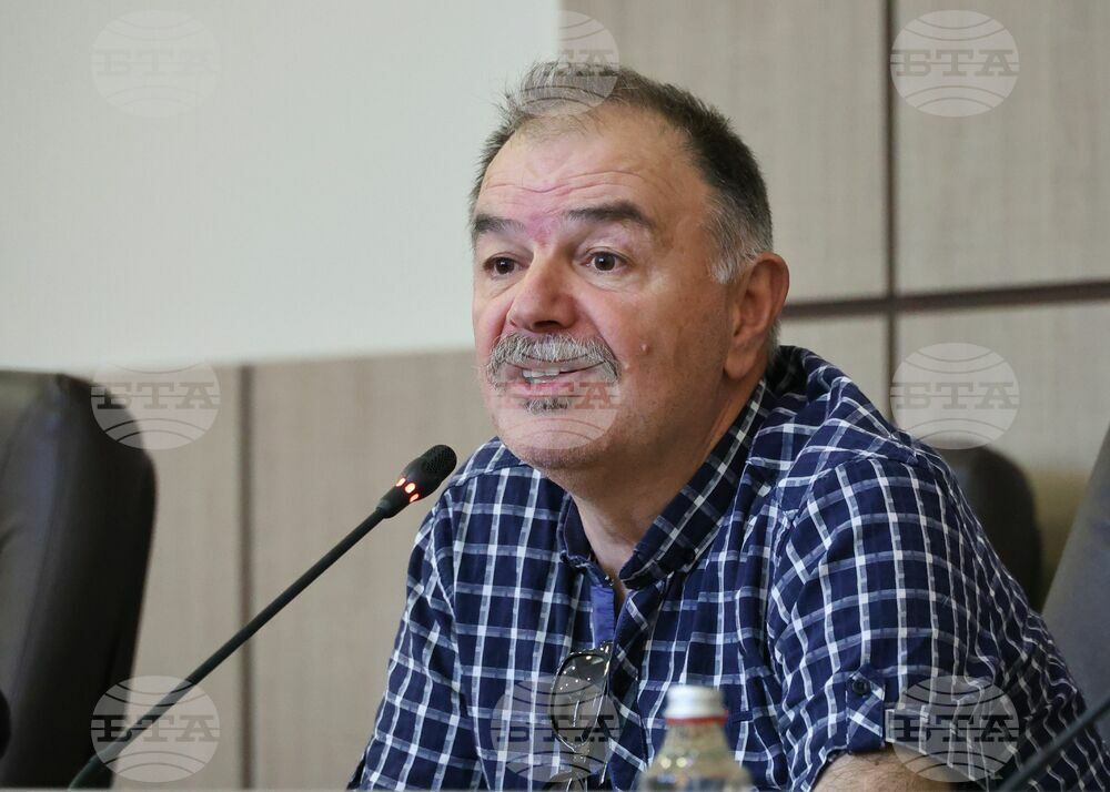 Бургас - Театрален колеж „Любен Гройс” - фестивал - пресконференция