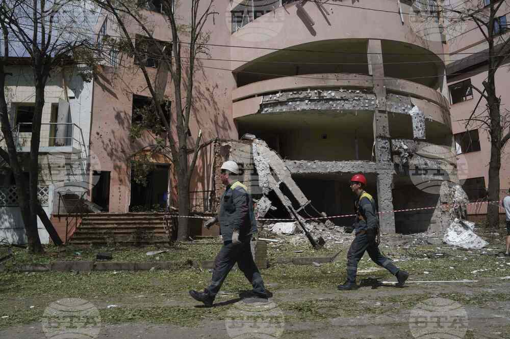 Властите в Киев съобщиха за масирана руска атака с дронове
