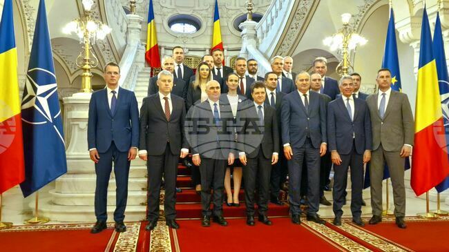 Новото правителство на Румъния положи клетва пред президента Никушор Дан в двореца "Котрочени" в Букурещ