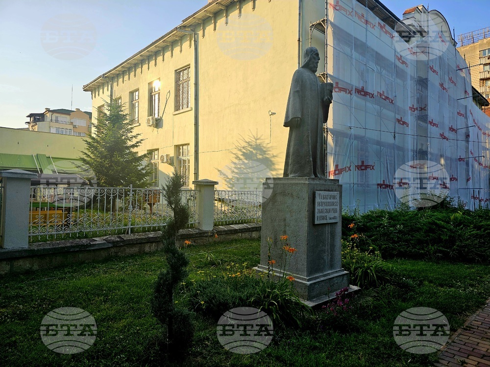 През лятото в Община Русе се извършват строително-ремонтни дейности в 17 детски градини и над 20 училища