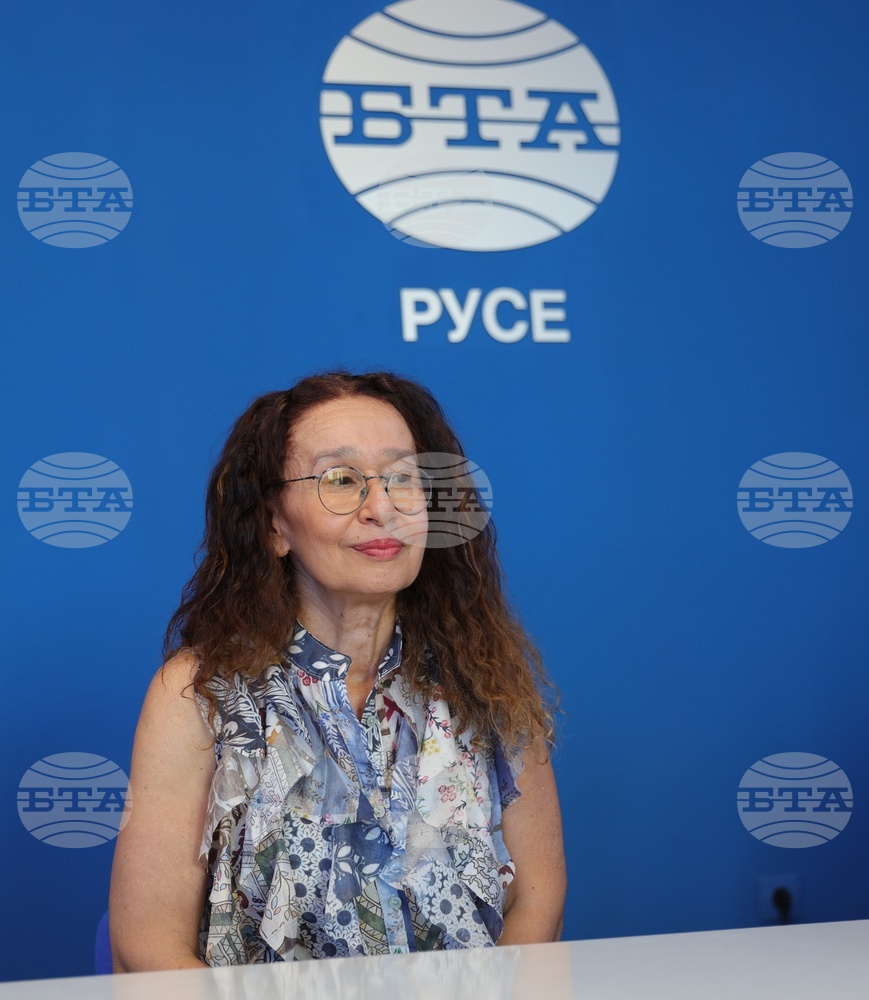 Ruse Art Gallery Director: Christo Is Phenomenon in World Art