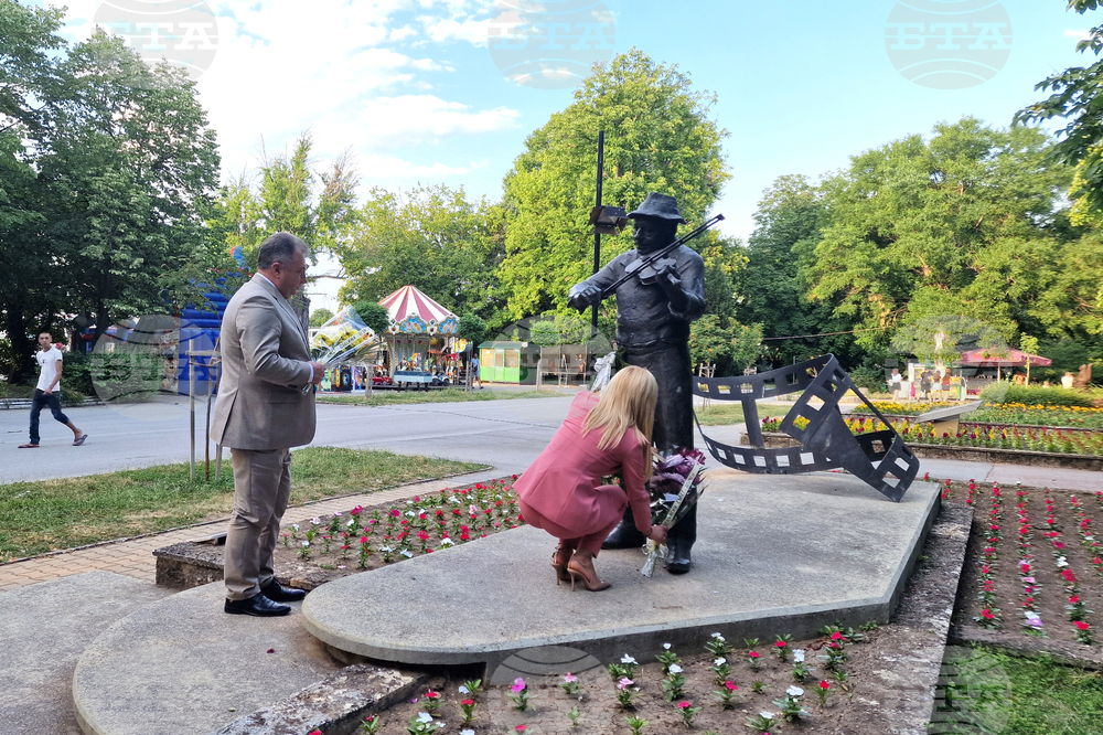 Шумен - Комедиен театрален фестивал „Тодор Колев“ - откриване