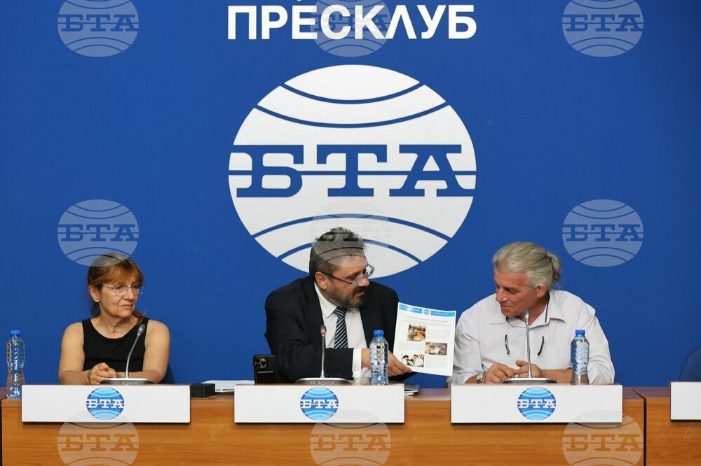 Национален пресклуб на БТА - договор - подписване