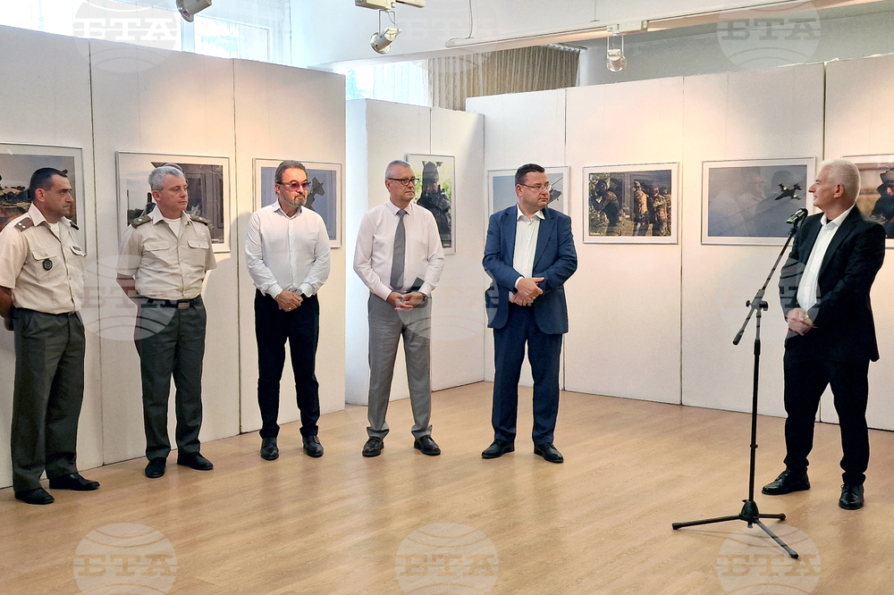 Свищов - Вилхелм Йоцов - изложба „Фотодесант“