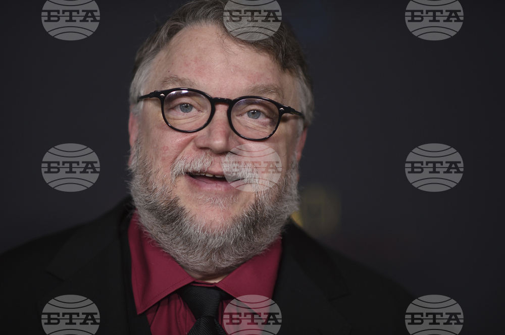 Филмът "Франкенщайн" на Гийермо дел Торо ще има премиера днес на кинофестивала във Венеция