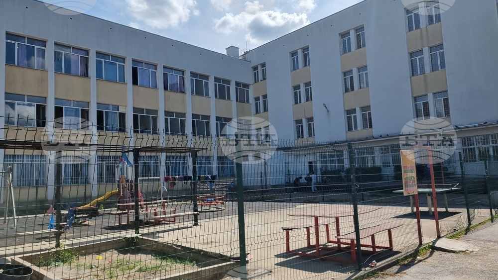 Държавната агенция за бежанците - РПЦ "Военна рампа" - посещение