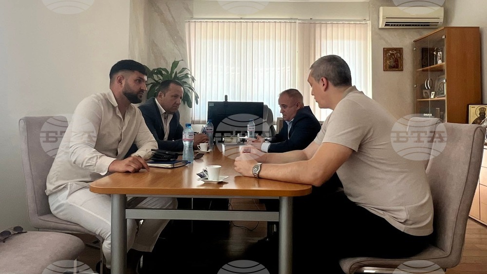В Сандански се състоя последната изнесена приемна на областния управител Георги Динев
