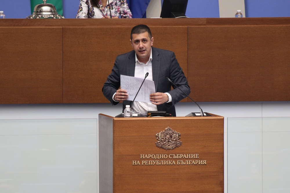 Атанас Атанасов: С вота на недоверие опозицията не предлага алтернатива, а разпад, избори и ново безвремие