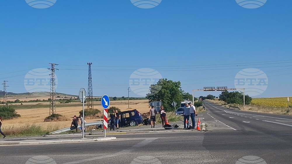 Мъж загина, а жена е в тежко състояние, след катастрофа на международния път за граничен пункт „Лесово“ край Ямбол