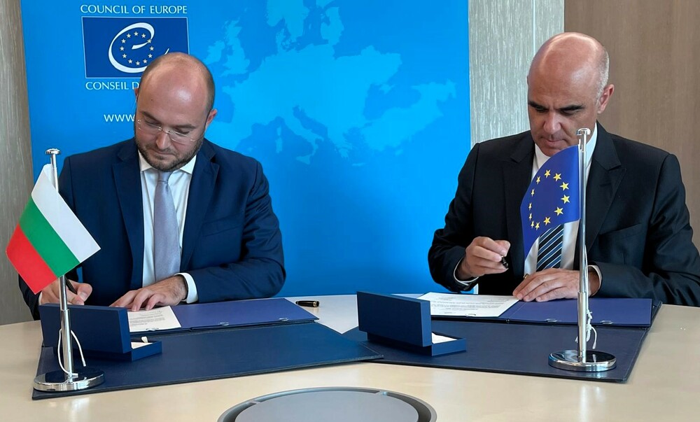 Justice Minister Signs Council of Europe Convention Protecting Lawyer Profession