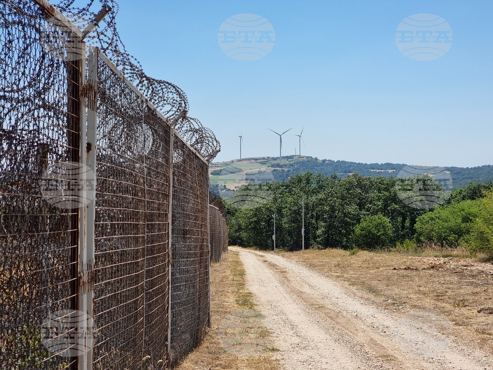 Село Голям Дервент - българо-турска граница - нова сензорна линия