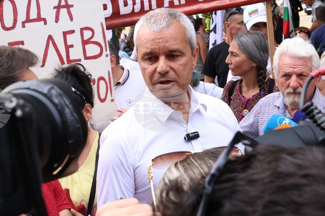 Vazrazhdane Leader Describes Euro Area as "Trap with No Way Out"