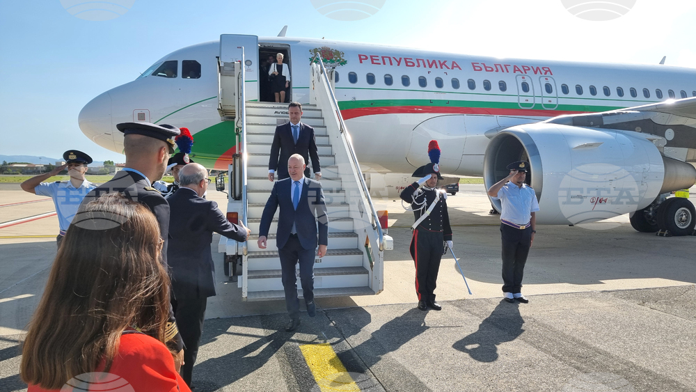 Министър-председателят Росен Желязков пристигна в Рим за участие в конференция за Украйна