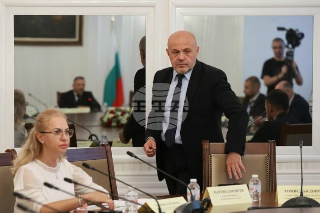 Вицепремиерът Томислав Дончев съобщи, че за изминалите пет месеца европейското финансиране в българската икономика е близо 2 млрд. лева