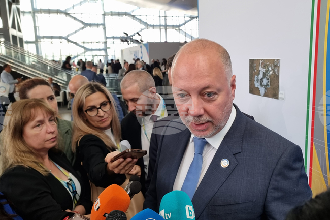 За следващите десет години за възстановяването на Украйна ще са необходими около половин трилион евро, заяви премиерът Росен Желязков
