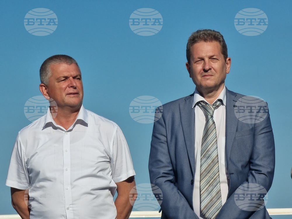 Бургас - изложба „Една непозната колекция. Творби от резиденцията на Вълко Червенков“ - откриване