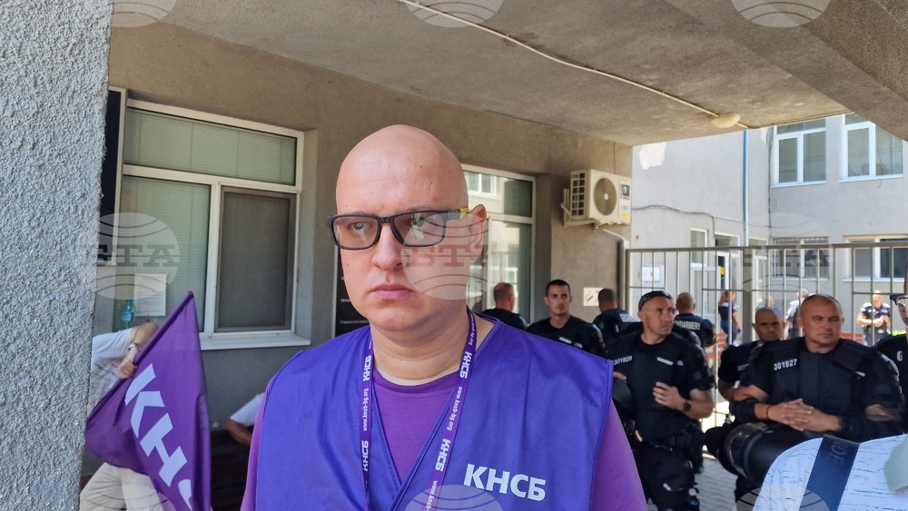 Trade Union Vice President Kapitanov Released after Detention during Forestry Sector Protest