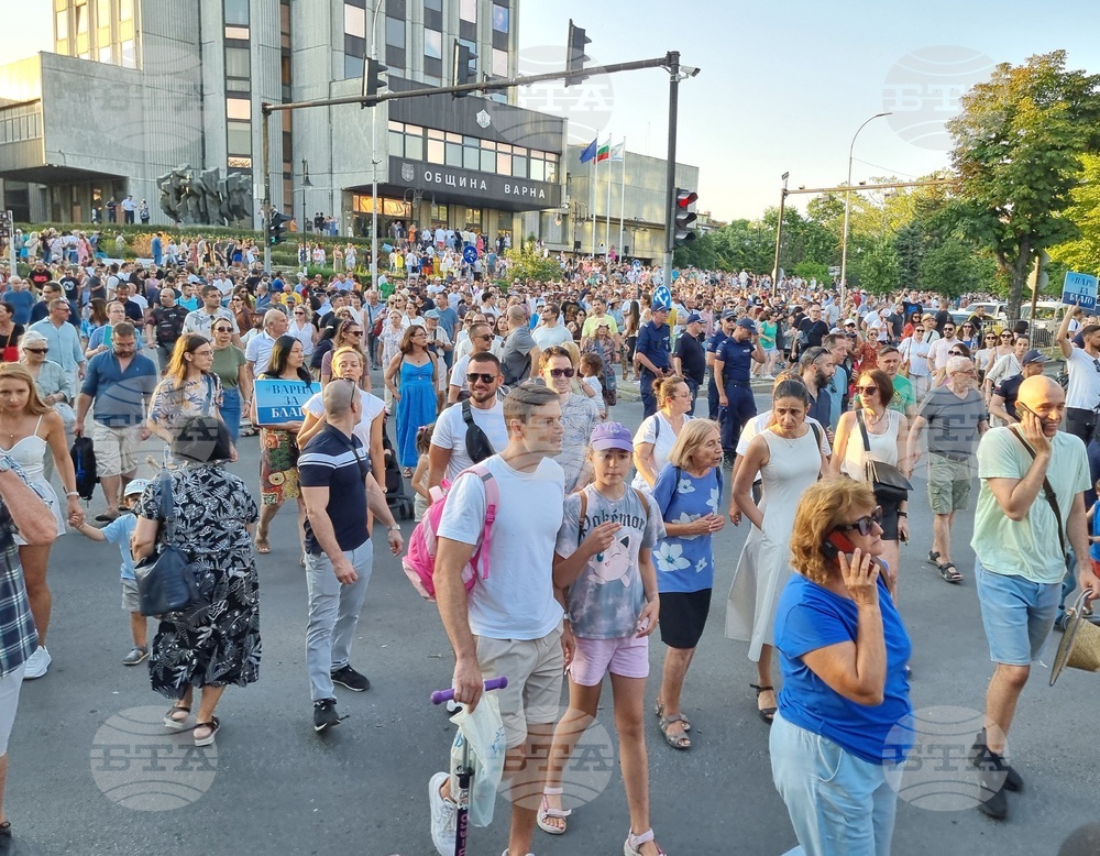 Варна - протест в подкрепа на задържания кмет на града Благомир Коцев