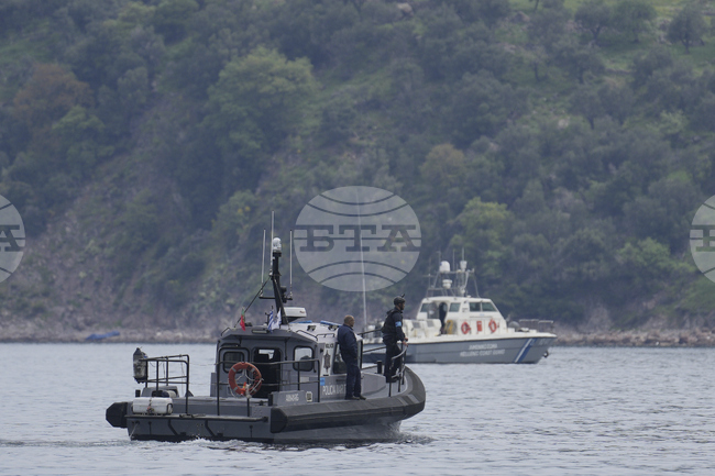 Гръцката брегова охрана спаси 79 мигранти близо до остров Гавдос