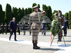 Хърватия - Румен Радев - Българско военно гробище - почит