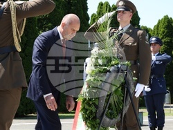 Хърватия - Румен Радев - Българско военно гробище - почит