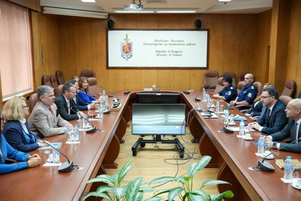 Interior Ministry to Purchase 13,400 Body Cameras for Police Officers Nationwide