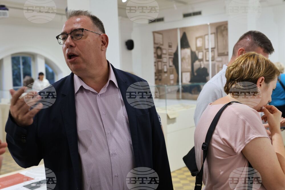 Изложба - „Хроники от ателието. 130 години Васил Захариев“