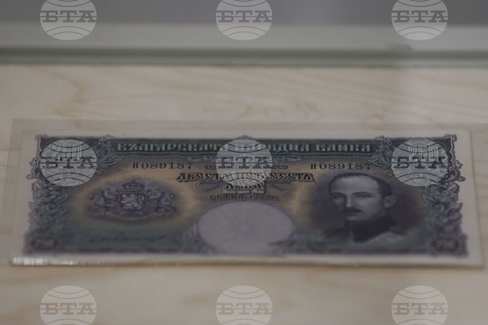 Изложба - „Хроники от ателието. 130 години Васил Захариев“